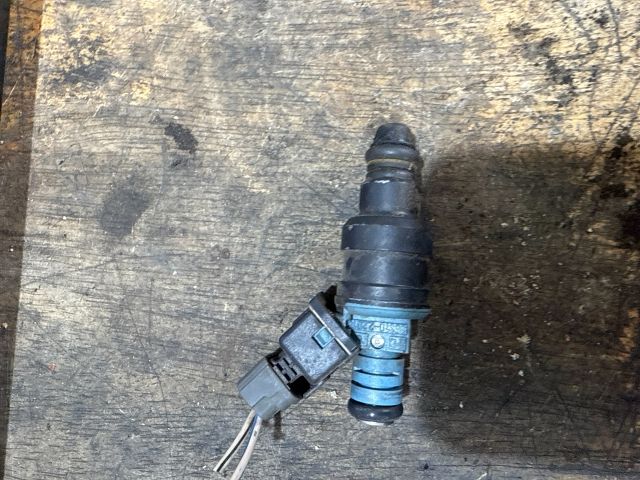 bontott HYUNDAI ACCENT Porlasztó (1 db)