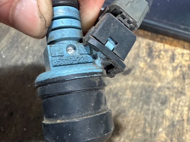 bontott HYUNDAI ACCENT Porlasztó (1 db)