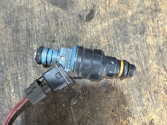 bontott HYUNDAI ACCENT Porlasztó (1 db)