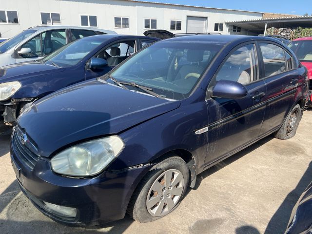 bontott HYUNDAI ACCENT Bal első Gólyaláb (Lengécsillapító, Rugó)