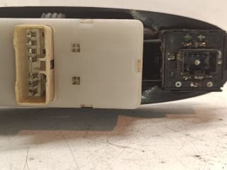 bontott HYUNDAI ACCENT Ablakemelő és Tükör Kapcsoló