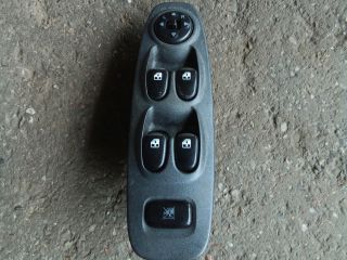 bontott HYUNDAI ACCENT Ablakemelő Kapcsoló Négyes / Kettes