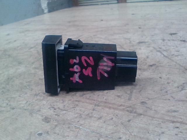 bontott HYUNDAI ACCENT Ablakfűtés Kapcsoló