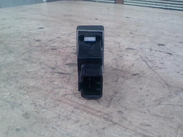 bontott HYUNDAI ACCENT Ablakfűtés Kapcsoló