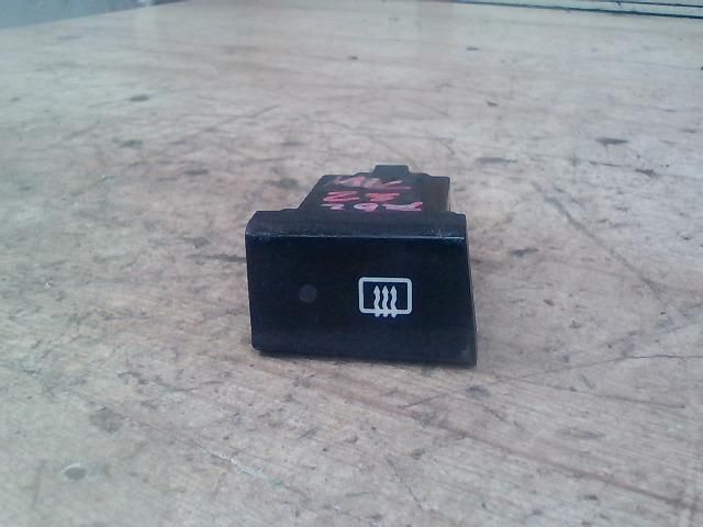 bontott HYUNDAI ACCENT Ablakfűtés Kapcsoló