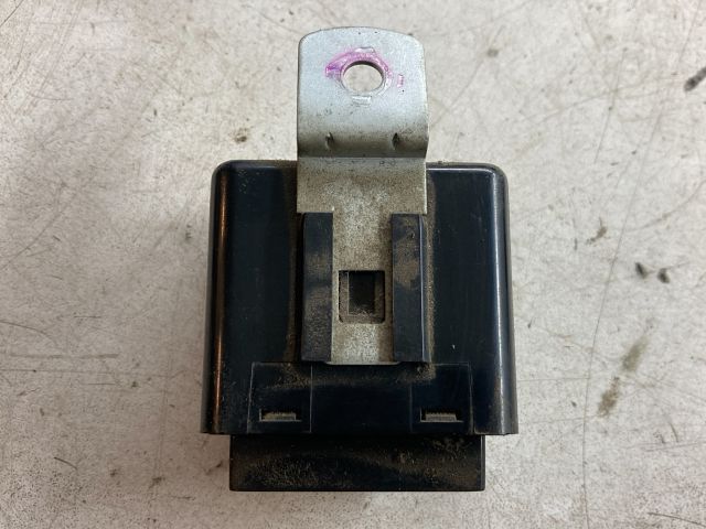 bontott HYUNDAI ACCENT Ablaktörlő Relé