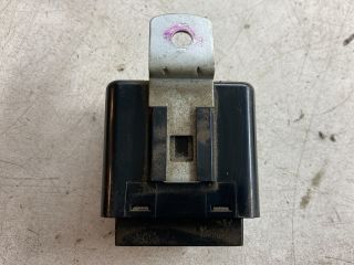 bontott HYUNDAI ACCENT Ablaktörlő Relé