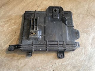 bontott HYUNDAI ACCENT Akkumulátor Tartó