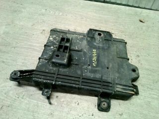 bontott HYUNDAI ACCENT Akkumulátor Tartó