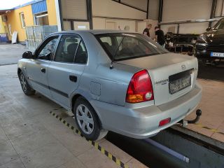 bontott HYUNDAI ACCENT Bal B Oszlop Burkolat