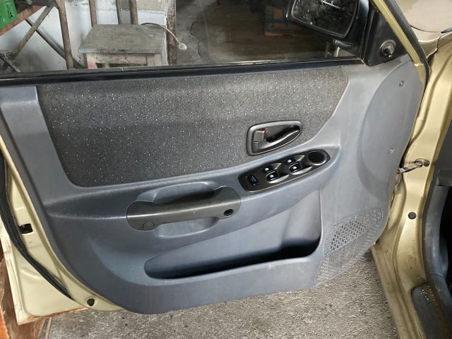 bontott HYUNDAI ACCENT Bal C Oszlop Burkolat