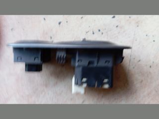 bontott HYUNDAI ACCENT Bal első Ablakemelő Kapcsoló