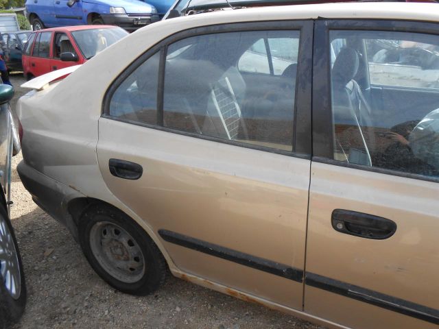 bontott HYUNDAI ACCENT Bal első Ablakemelő Motor