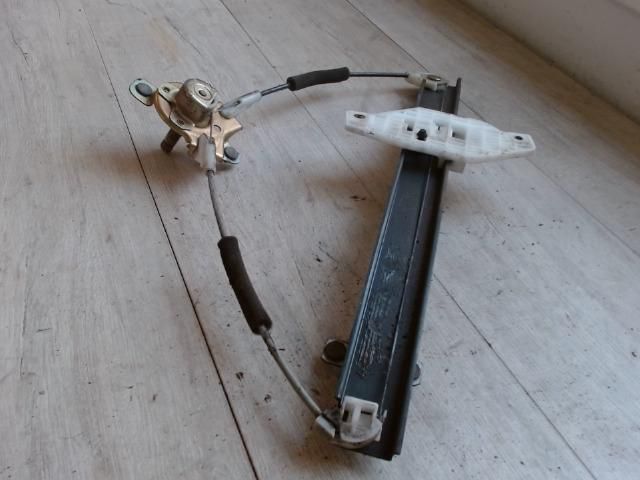 bontott HYUNDAI ACCENT Bal első Ablakemelő Szerkezet (Mechanikus)