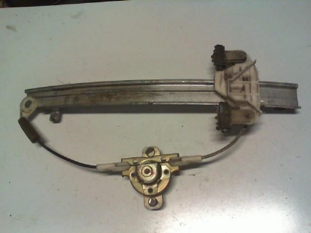 bontott HYUNDAI ACCENT Bal hátsó Ablakemelő Szerkezet (Elektromos)