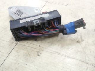 bontott HYUNDAI ACCENT Biztosítéktábla Utastér