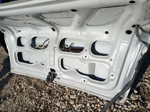 bontott HYUNDAI ACCENT Csomagtérajtó (Részeivel)