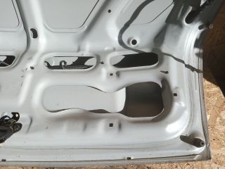 bontott HYUNDAI ACCENT Csomagtérajtó (Részeivel)