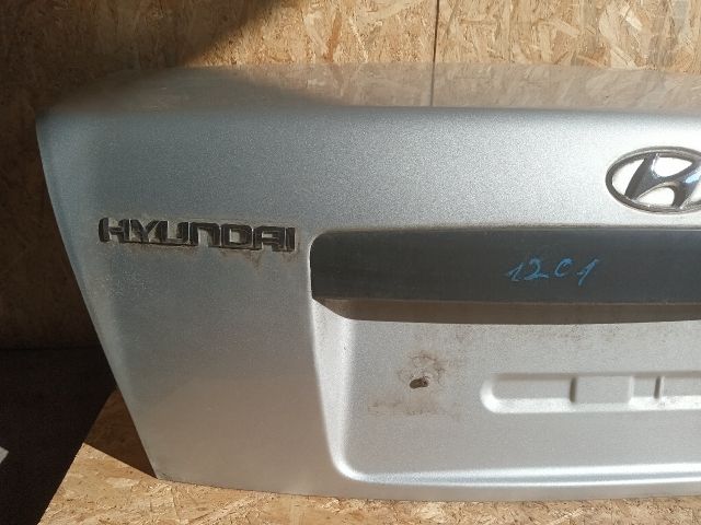 bontott HYUNDAI ACCENT Csomagtérajtó (Részeivel)