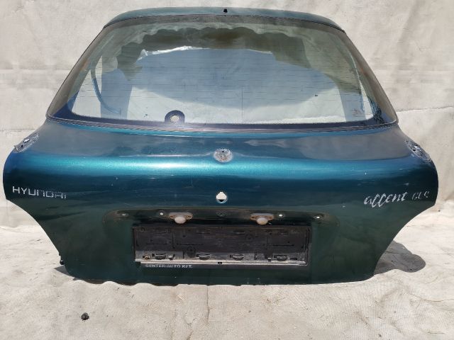 bontott HYUNDAI ACCENT Csomagtérajtó (Üres lemez)