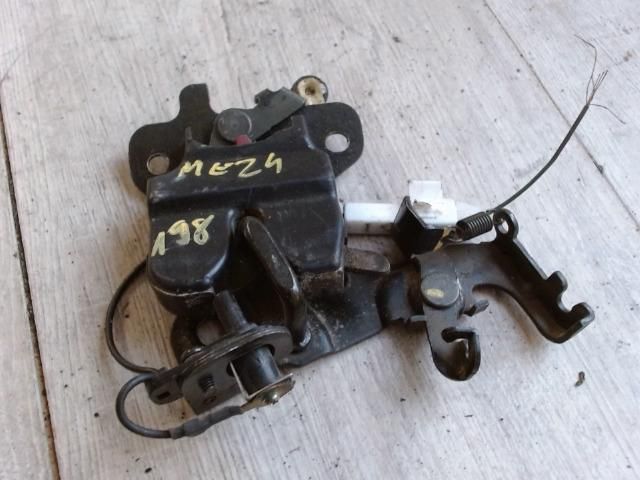 bontott HYUNDAI ACCENT Csomagtérajtó Zárszerkezet