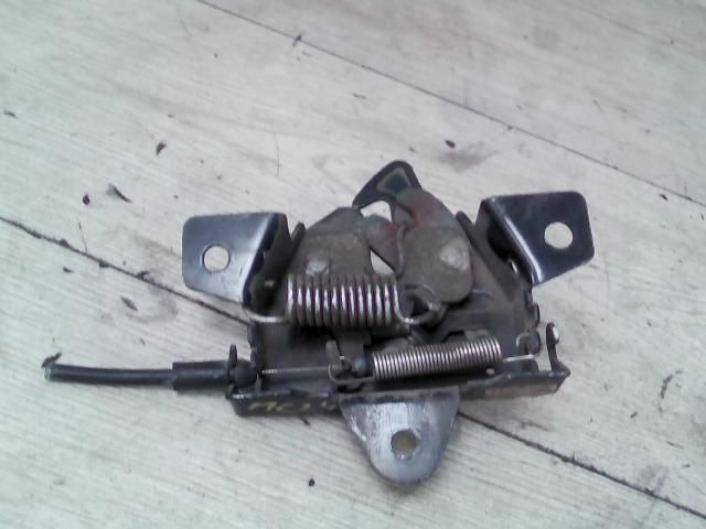 bontott HYUNDAI ACCENT Csomagtérajtó Zárszerkezet