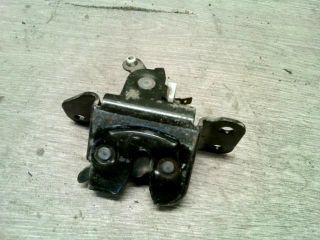 bontott HYUNDAI ACCENT Csomagtérajtó Zárszerkezet