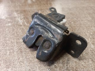 bontott HYUNDAI ACCENT Csomagtérajtó Zárszerkezet