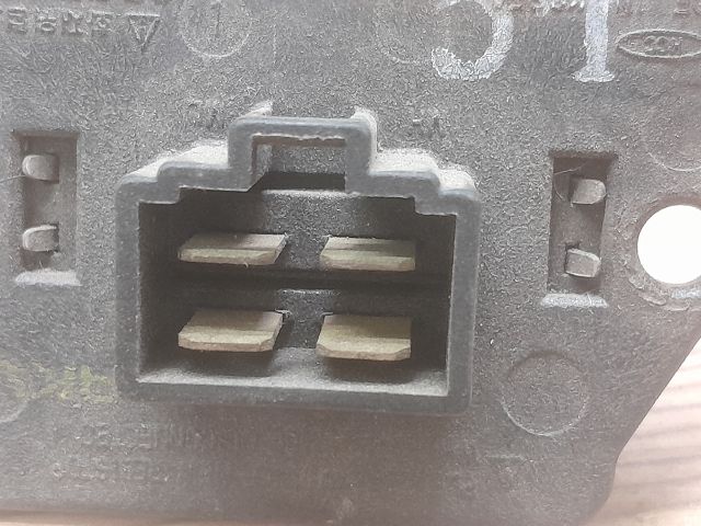 bontott HYUNDAI ACCENT Előtét Ellenállás Fűtőmotor