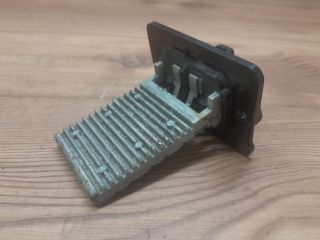 bontott HYUNDAI ACCENT Előtét Ellenállás Fűtőmotor