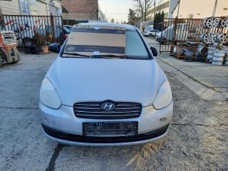 bontott HYUNDAI ACCENT Első Ablaktörlő Szerkezet