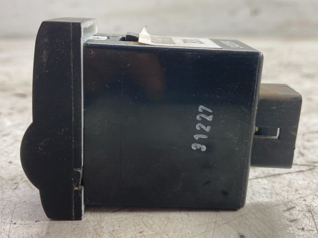 bontott HYUNDAI ACCENT Fényszórómagasság Állító Kapcsoló