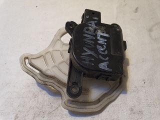 bontott HYUNDAI ACCENT Fűtés Állító Motor