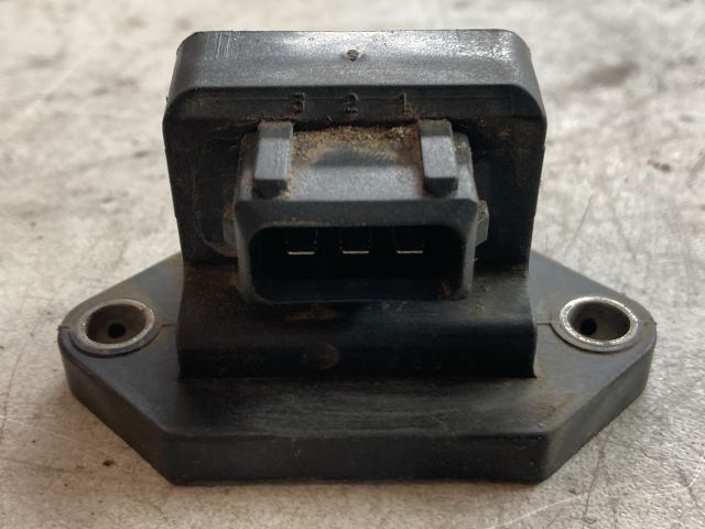 bontott HYUNDAI ACCENT Gyorsulás Jeladó