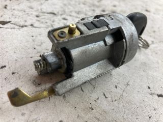 bontott HYUNDAI ACCENT Gyújtáskapcsoló Zárbetét