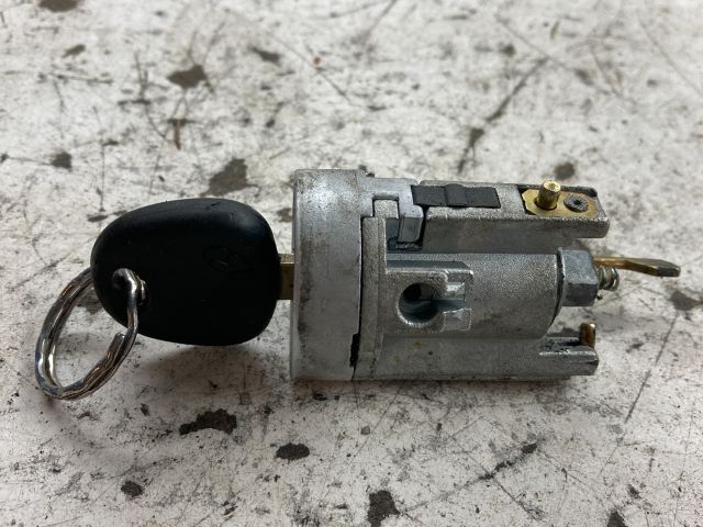 bontott HYUNDAI ACCENT Gyújtáskapcsoló Zárbetét