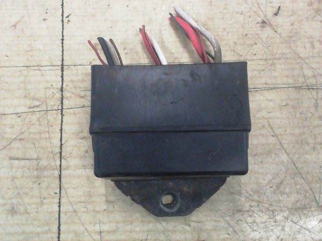 bontott HYUNDAI ACCENT Gyújtó Elektronika