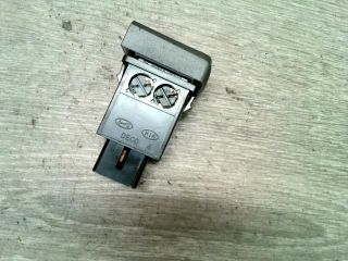 bontott HYUNDAI ACCENT Hátsó Ködzárófény Kapcsoló