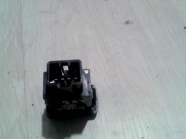 bontott HYUNDAI ACCENT Hátsó Ködzárófény Kapcsoló