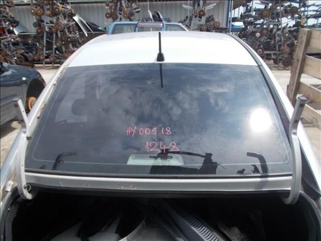 bontott HYUNDAI ACCENT Hátsó Szélvédő