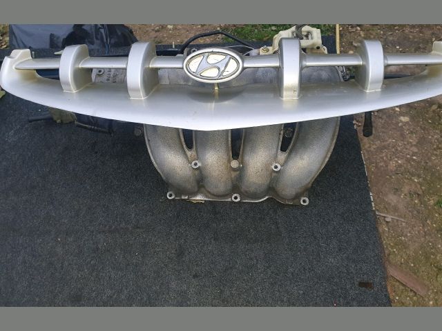 bontott HYUNDAI ACCENT Hűtőrács