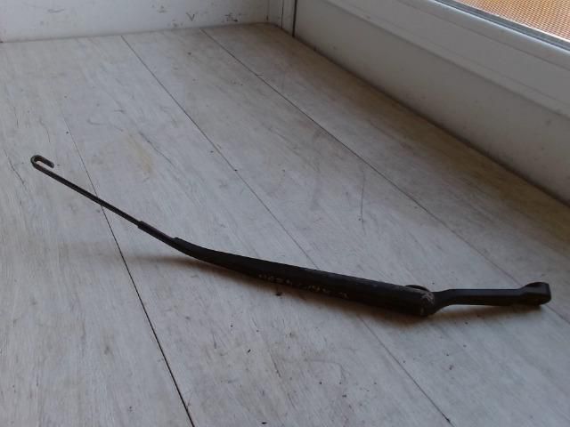 bontott HYUNDAI ACCENT Jobb első Ablaktörlő Kar