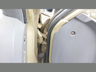 bontott HYUNDAI ACCENT Jobb első Ajtó (Üres lemez)