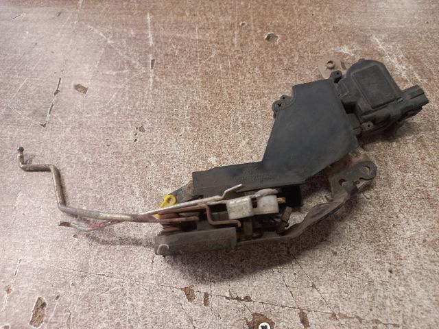 bontott HYUNDAI ACCENT Jobb első Ajtózár