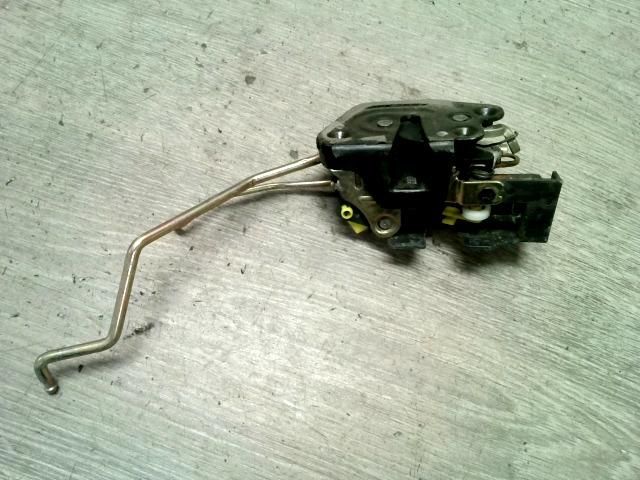 bontott HYUNDAI ACCENT Jobb első Ajtózár