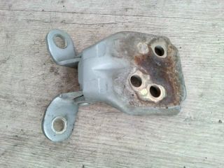 bontott HYUNDAI ACCENT Jobb első Felső Zsanér