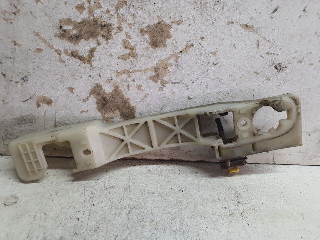 bontott HYUNDAI ACCENT Jobb első Külső Kilincsfészek