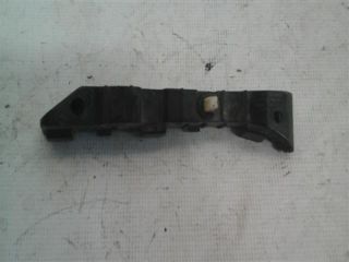 bontott HYUNDAI ACCENT Jobb első Lökhárító Tartó (Műanyag)