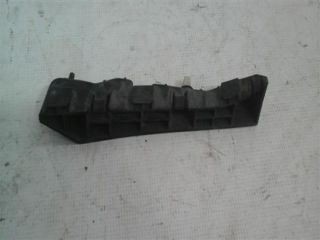 bontott HYUNDAI ACCENT Jobb első Lökhárító Tartó (Műanyag)