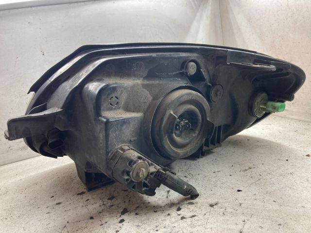 bontott HYUNDAI ACCENT Jobb Fényszóró